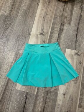 Nike Women's Mint Athletic Skirt - Pleated Performance Skort